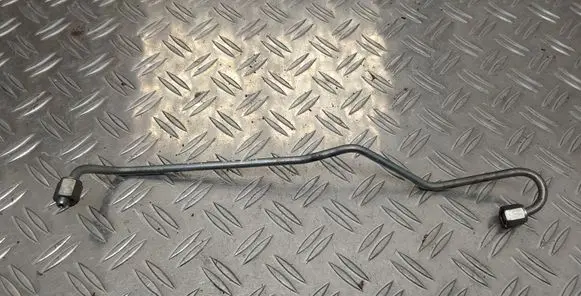 Toyota Avensis T270 Fuel main line pipe