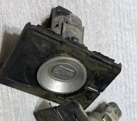 Land Rover Range Rover L322 Parking PDC sensor YDB100070