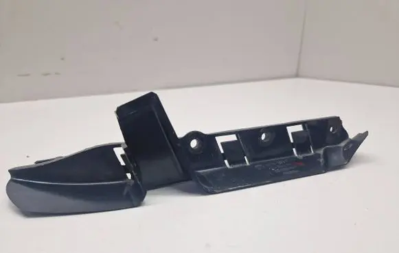 BMW 5 E60 E61 Front bumper mounting bracket 7033706 11460915