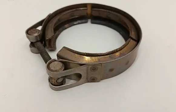Audi Q5 SQ5 Muffler pipe connector clamp 04L253725B