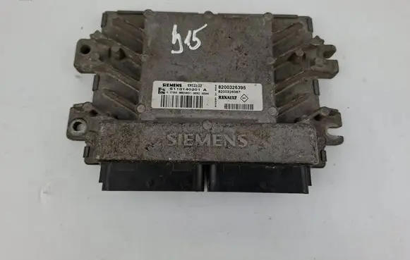 Renault Clio II Engine control unit/module 8200326395 S110140201A