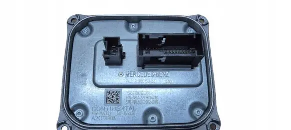 Mercedes-Benz E C207 W207 Voltage converter/converter module 