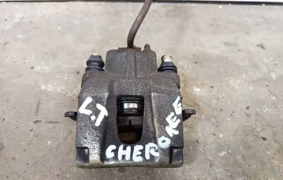 Jeep Grand Cherokee (WK) Rear brake caliper ZACJEGRA