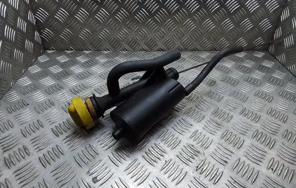 Renault Laguna II Oil fill pipe 8200140763