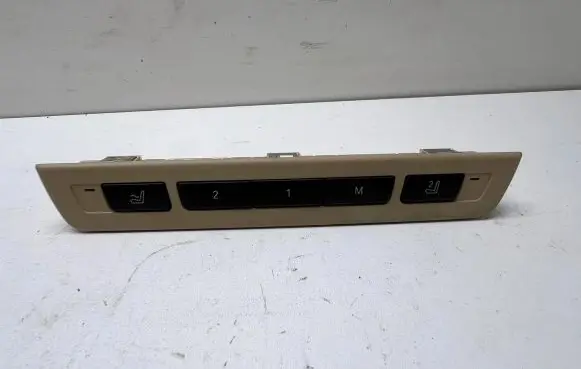 BMW 7 F01 F02 F03 F04 Seat memory switch 9215760 28226999 SZ0908200114