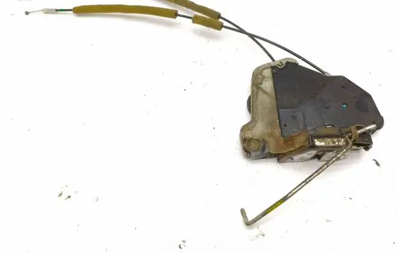 Toyota Land Cruiser (J200) Front door lock 0C0202