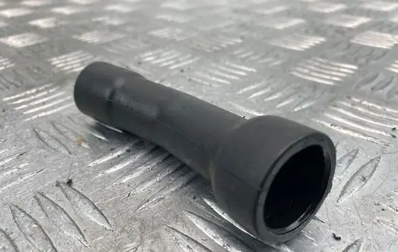 Mercedes-Benz E W212 Engine coolant pipe/hose A2710181382