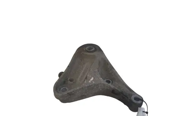 Opel Mokka Engine mounting bracket 96983905