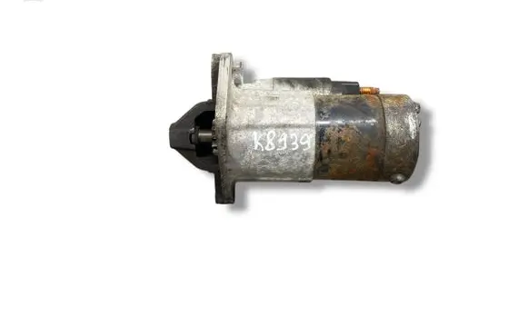 Renault Megane II Starter motor M000T87881 8200584675B