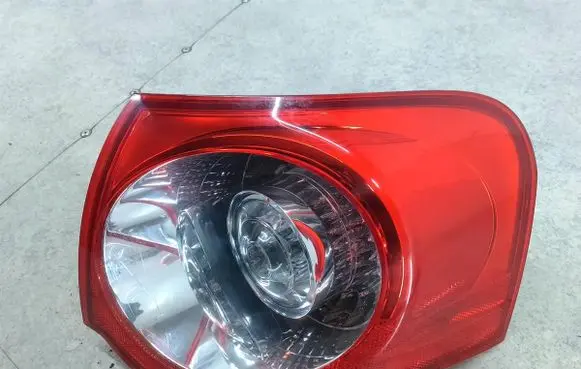 Volkswagen PASSAT B6 Rear/tail lights 