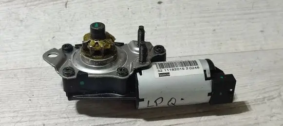 Nissan Qashqai Seat adjustment motor 1196707X 1196707X10 311182015