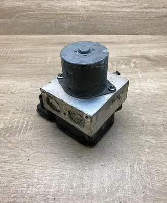 Volkswagen PASSAT B7 ABS Pump 3AA614109AG