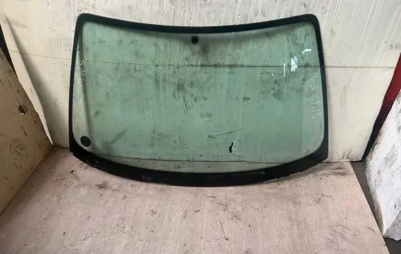 BMW 3 E46 Front windscreen/windshield window 