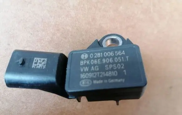 Audi A4 S4 B9 8W Exhaust gas pressure sensor 0281006564
