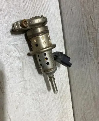 Citroen C3 Aircross AdBlue injector 9813930180
