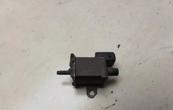 Audi A6 S6 C5 4B Turbo solenoid valve 026906283 997336 72161000