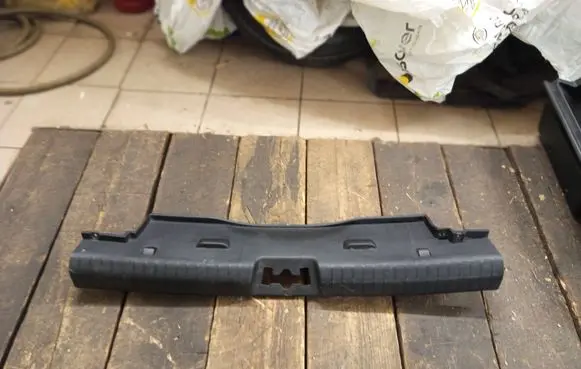 KIA Niro Trunk/boot sill cover protection 85771G5100