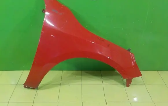 Volvo V60 Fender PRZOD PRAWY