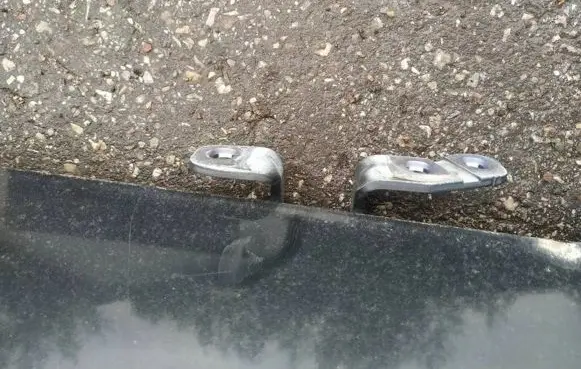 BMW X5 E70 Tailgate/trunk/boot hinge