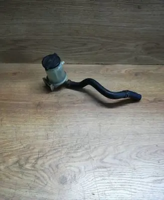 Power steering fluid tank/reservoir