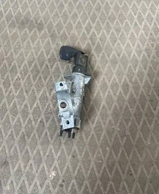 Audi A4 S4 B5 8D Ignition lock 4D0905851
