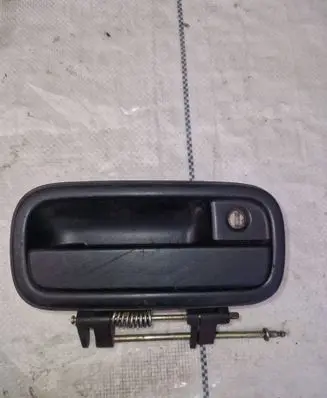 Toyota Land Cruiser (HDJ90) Front door exterior handle