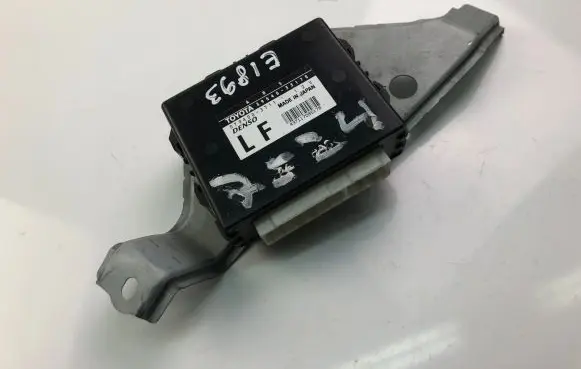 Toyota Camry Other control units/modules 8954033170