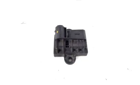 Mercedes-Benz A W176 Glow plug pre-heat relay A6519001300