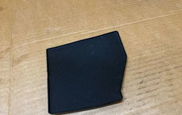 Mercedes-Benz GL X166 Glove box pad A1666830794