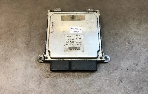 Mercedes-Benz E A207 Engine control unit/module A6519007500