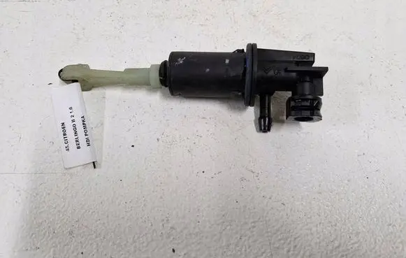 Citroen Berlingo Clutch slave cylinder 9670324880