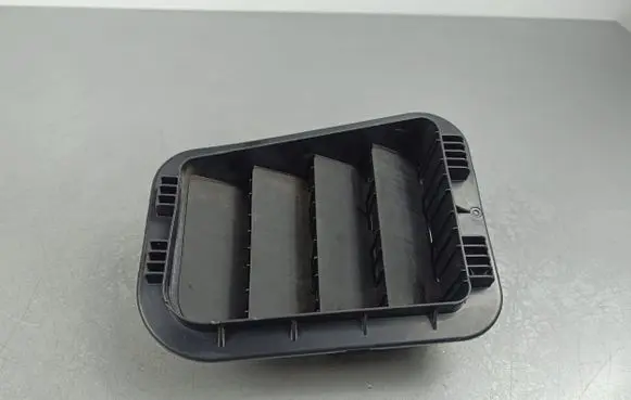 KIA Niro Quarter panel pressure vent 