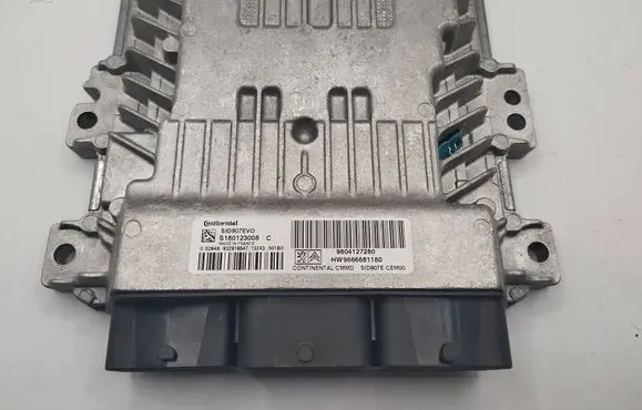 Citroen C4 II Engine control unit/module S180123008C 9804127280