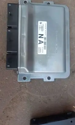 Renault Captur Engine control unit/module 237109775R