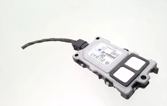 Mercedes-Benz S W220 Air quality sensor 2118300472