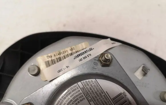 Seat Ibiza III (6L) Steering wheel airbag 61400240 6L0880201 001UK400A8