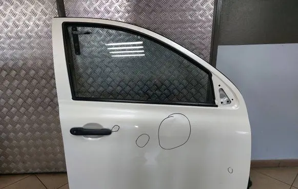 Nissan Micra Front door