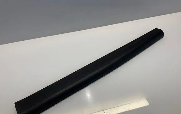 Mercedes-Benz E W211 Front sill trim cover A2116801735 2116801735