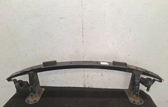 BMW 1 E81 E87 Front bumper cross member 716658414