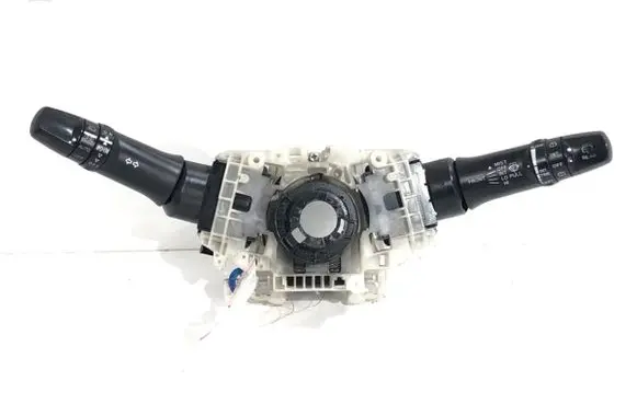 Wiper turn signal indicator stalk/switch