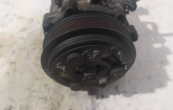 Opel Zafira B Air conditioning (A/C) compressor (pump) 13208187 SD7V16 0183406544