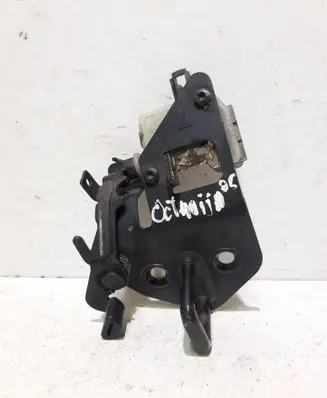 Skoda Octavia Mk2 (1Z) Tailgate/trunk/boot lock/catch/latch 1Z0827511C BN3CZ