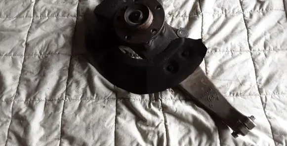 BMW 5 F10 F11 Front wheel hub spindle knuckle