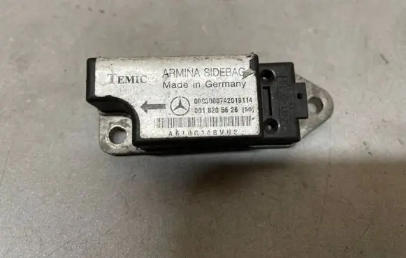 Mercedes-Benz E W210 Airbag deployment crash/impact sensor 0018205626