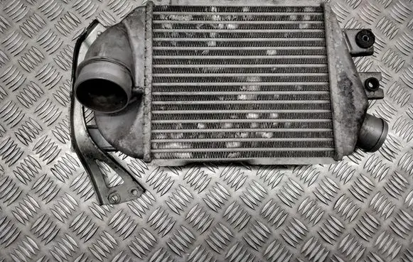 Subaru Impreza III Intercooler radiator 61CTM0180