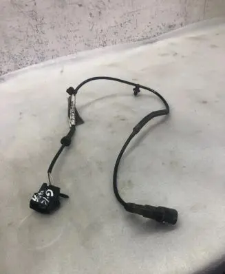 Volvo V40 Cross country Rear ABS sensor wiring 31314458