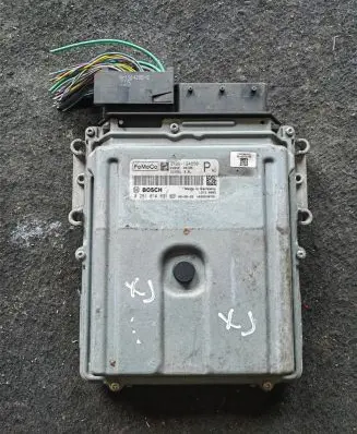 Jaguar XF X250 Engine control unit/module 0281014671