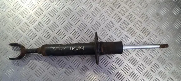 Volkswagen PASSAT B5 Front shock absorber/damper 3b0413031 814903000144