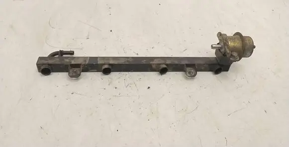 BMW 3 E30 Fuel main line pipe 1707731