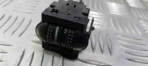Volkswagen PASSAT B5 Headlight level height control switch 3b0941333c